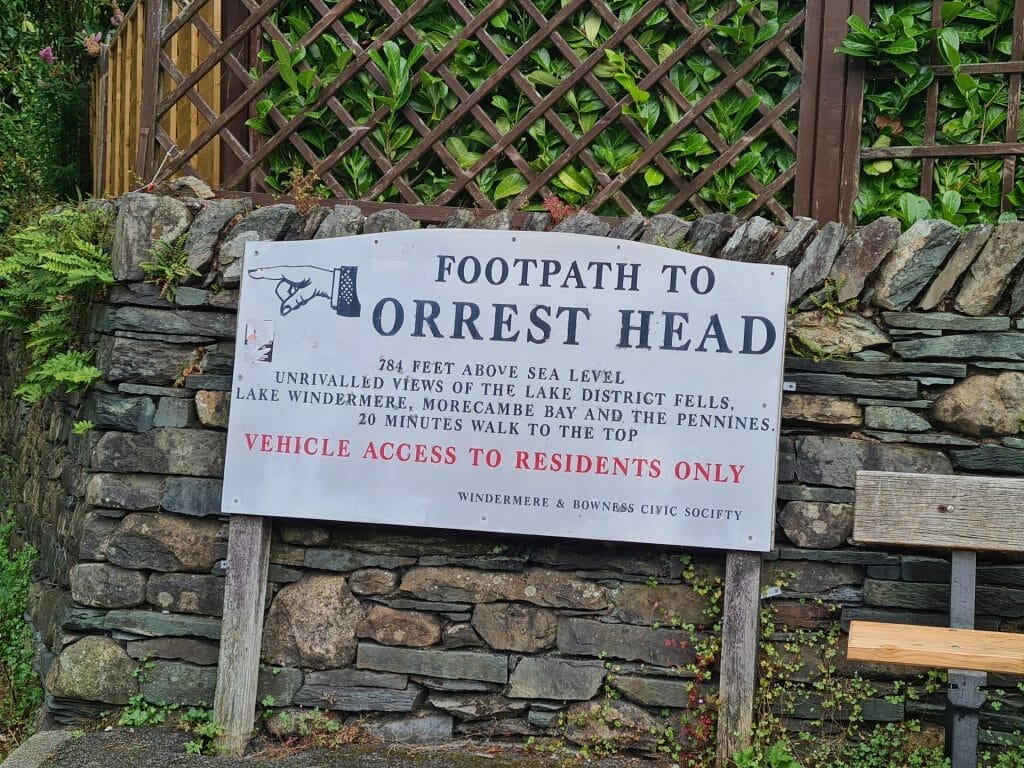 Signpost for Orrest Head for a day trip to the Lake District