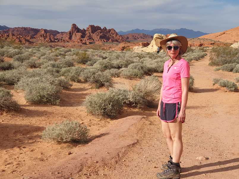 Hiking Valley of Fire State Park