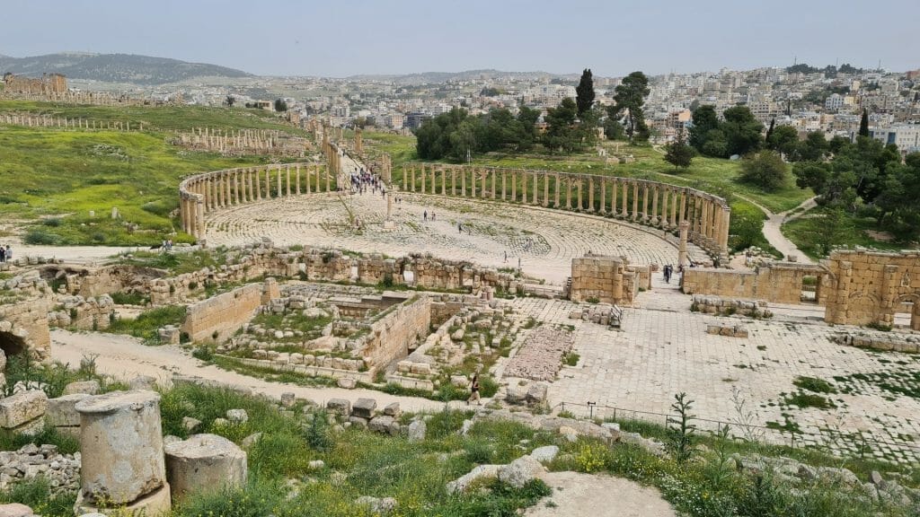 View over the plaza in the ruins of Jerash