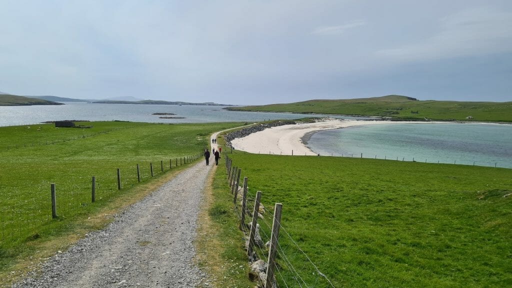 Banna Minn beach tombolo in Shetland